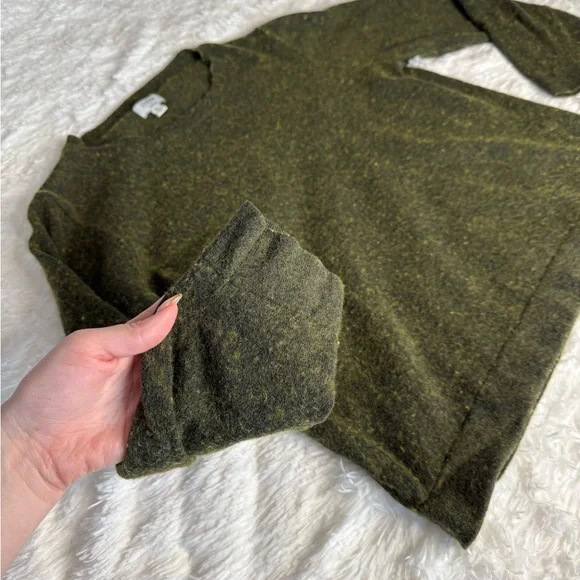 J. Crew Teddie Olive Green Crewneck Sweater Size XL - Picture 3 of 7